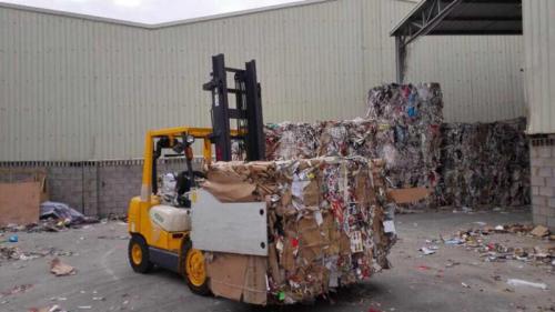 Bale Clamp- ის გატეხვის ქაღალდი