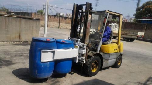 Forklift დრამის სამაგრი პლასტიკური დრამით