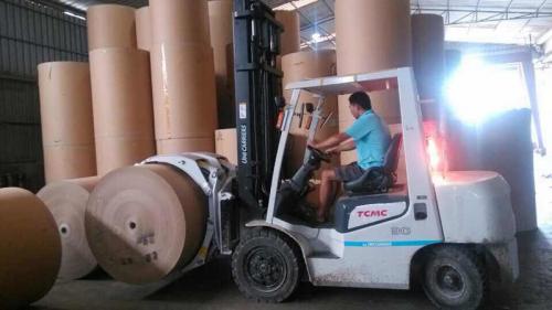 ქაღალდის Roll დამჭერები